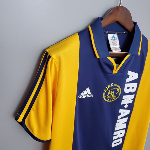 Ajax 00/01 Retro Forma