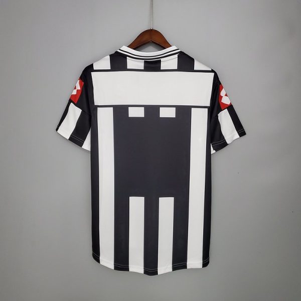 Juventus 01/02 Retro Forması