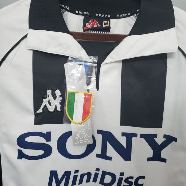 Juventus 97/98 İç Saha Retro Forma