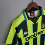 Manchester City 98/99 Retro Forması