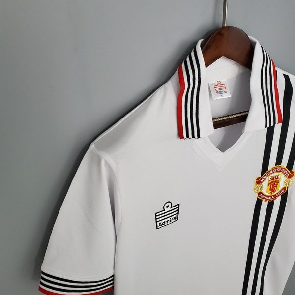 Manchester United 1975 Retro Forması