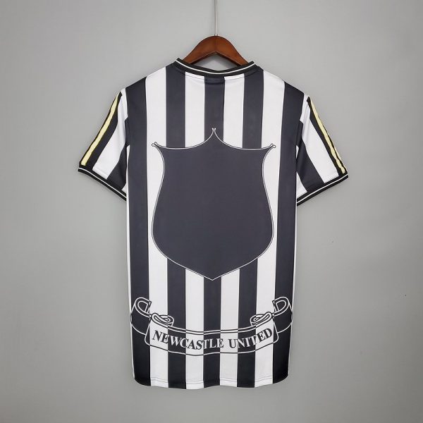 Newcastle United 97/99 Retro Forması