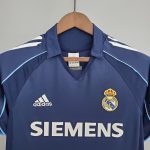 Real Madrid 2005/2006 Retro Forması