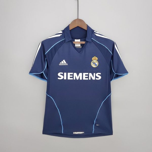 Real Madrid 2005/2006 Retro Forması