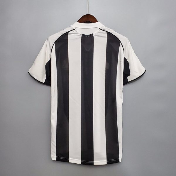 retro-05-06-newcastle-united-ic-saha-retro-forma-6