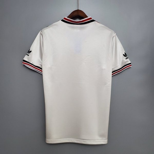 retro-1985-manchester-united-white-retro-forma-5