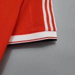 Manchester United 83/84 İç Saha Retro Forma