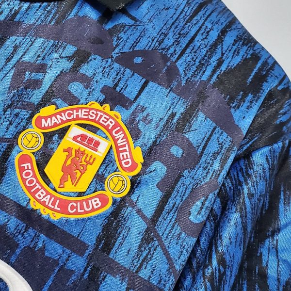 Manchester United 92/93 Deplasman Retro Forma