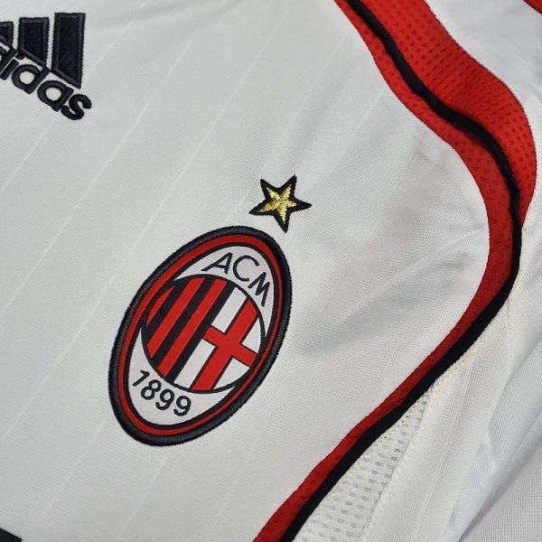 AC Milan 06/07 Deplasman Retro Forma