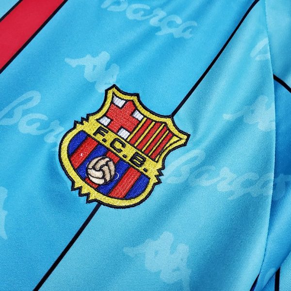 Barcelona 96/97 Deplasman Retro Forma