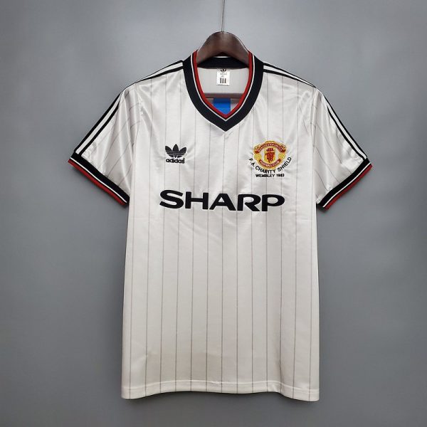 Manchester United 1983 Deplasman Retro Forma