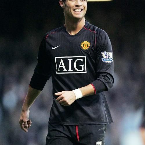 ronaldo-07-08-black-manchester-jersey-2