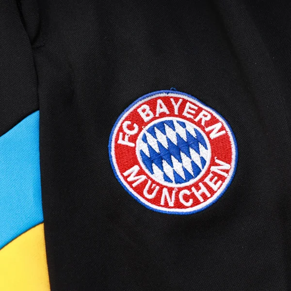 Bayern Münih 2023 Renkli Eşofman Takımı