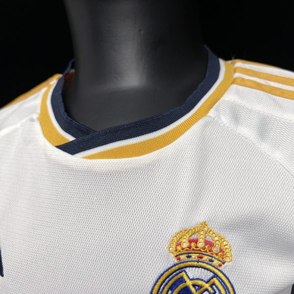 Real Madrid 2023/2024 İç Saha Çocuk Forması