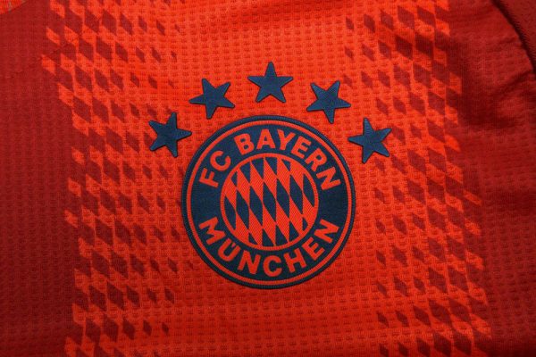 Bayern Münih 2024/25 İç Saha Profesyonel Futbolcu Maç Forması