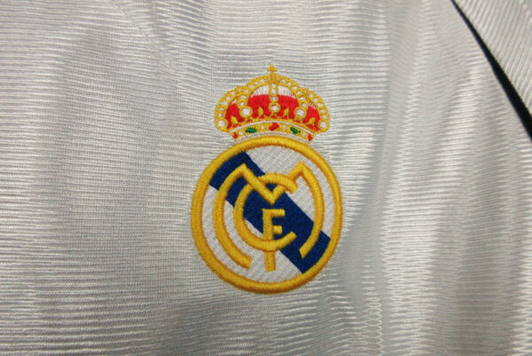 Real Madrid 98/00 Retro Forma