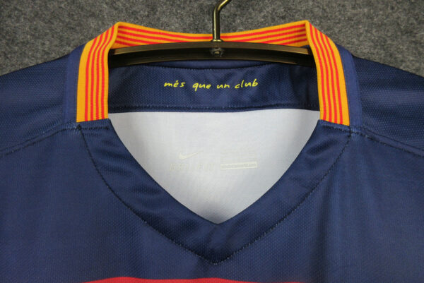 Barcelona 15/16 Retro İç Saha Forma 5 Barcelona 15/16 Retro İç Saha Forma