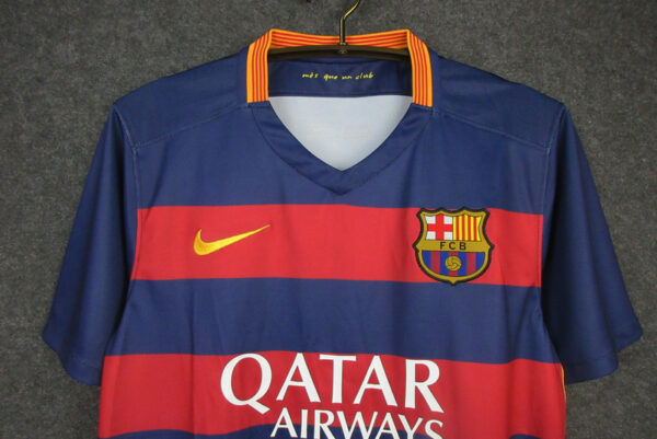 Barcelona 15/16 Retro İç Saha Forma 4 Barcelona 15/16 Retro İç Saha Forma