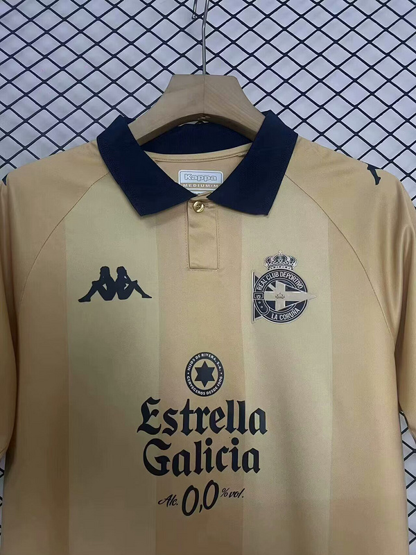 Deportivo 25. Yıl Özel Forma 3 Deportivo 25. Yıl Özel Forma