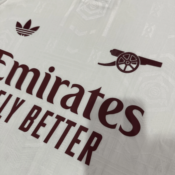 Arsenal 25/26 Profesyonel Maç Alternatif Forma
