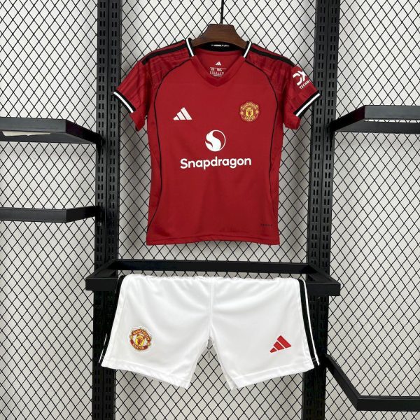 Manchester United 25/265 İç Saha Çocuk Forması