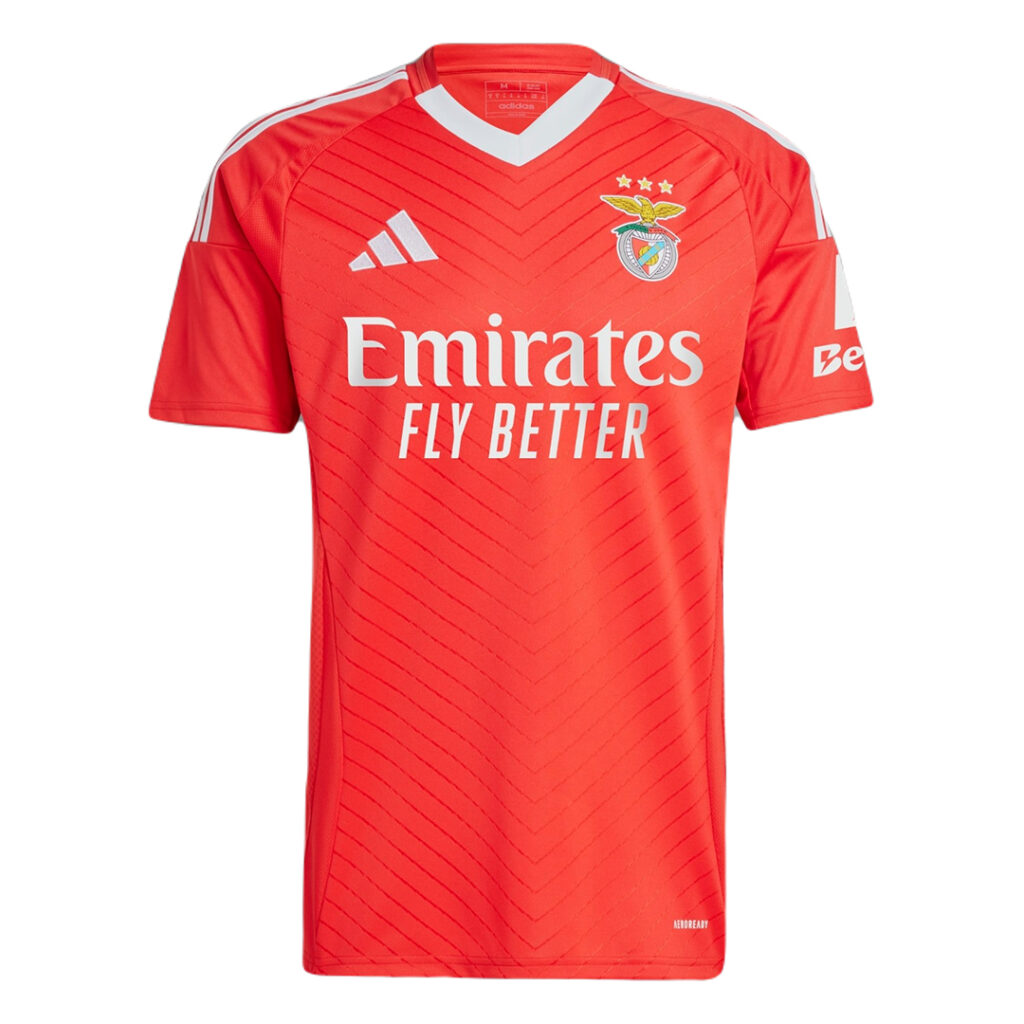 benfica profeyonel mac formasi ic saha kirmizi kerem akturkoglu