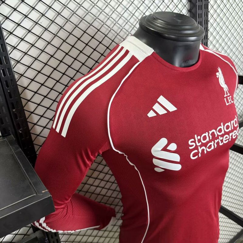 Liverpool 25/26 Uzun Kollu Profesyonel Maç İç Saha Forma 3 Liverpool 25/26 Uzun Kollu Profesyonel Maç İç Saha Forma - Görsel 3