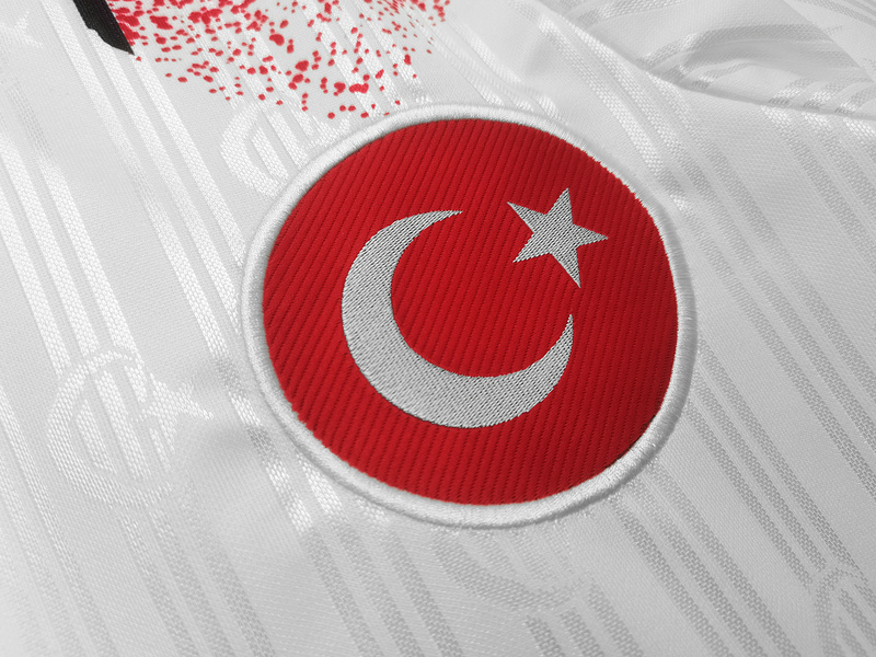 Türkiye Milli Takım 1996 Beyaz Retro Forma - OUTLET - Görsel 3