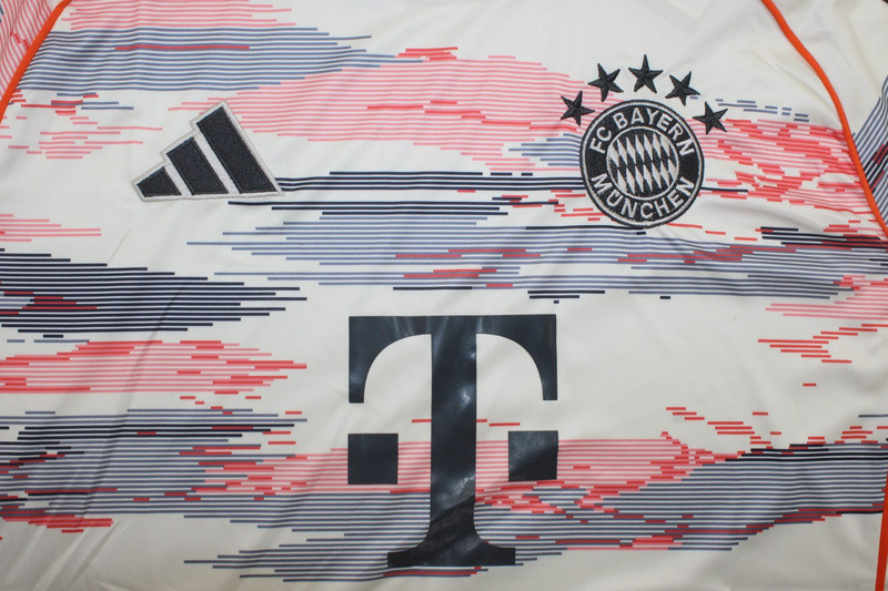 Bayern Münih 25/26 Deplasman Forma - Görsel 8