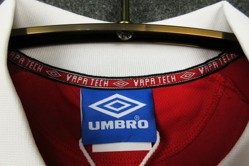 Manchester United 97/1998 İç Saha Retro Forma - OUTLET - Görsel 6