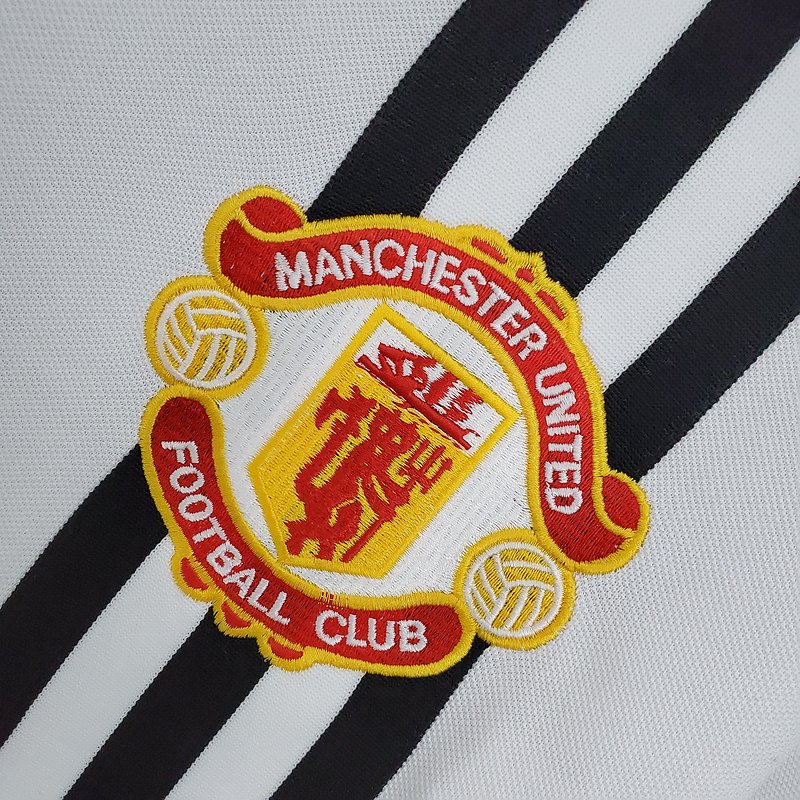 Manchester United 1975 Retro Forma 8 Manchester United 1975 Retro Forma - Görsel 8