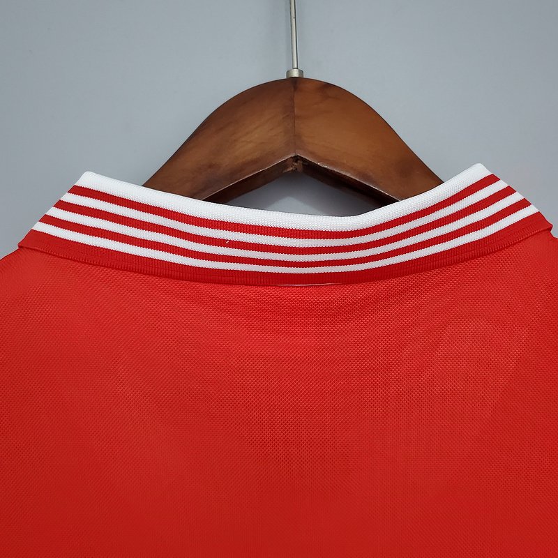 Manchester United 1977 Retro Forma 4 Manchester United 1977 Retro Forma - Görsel 4