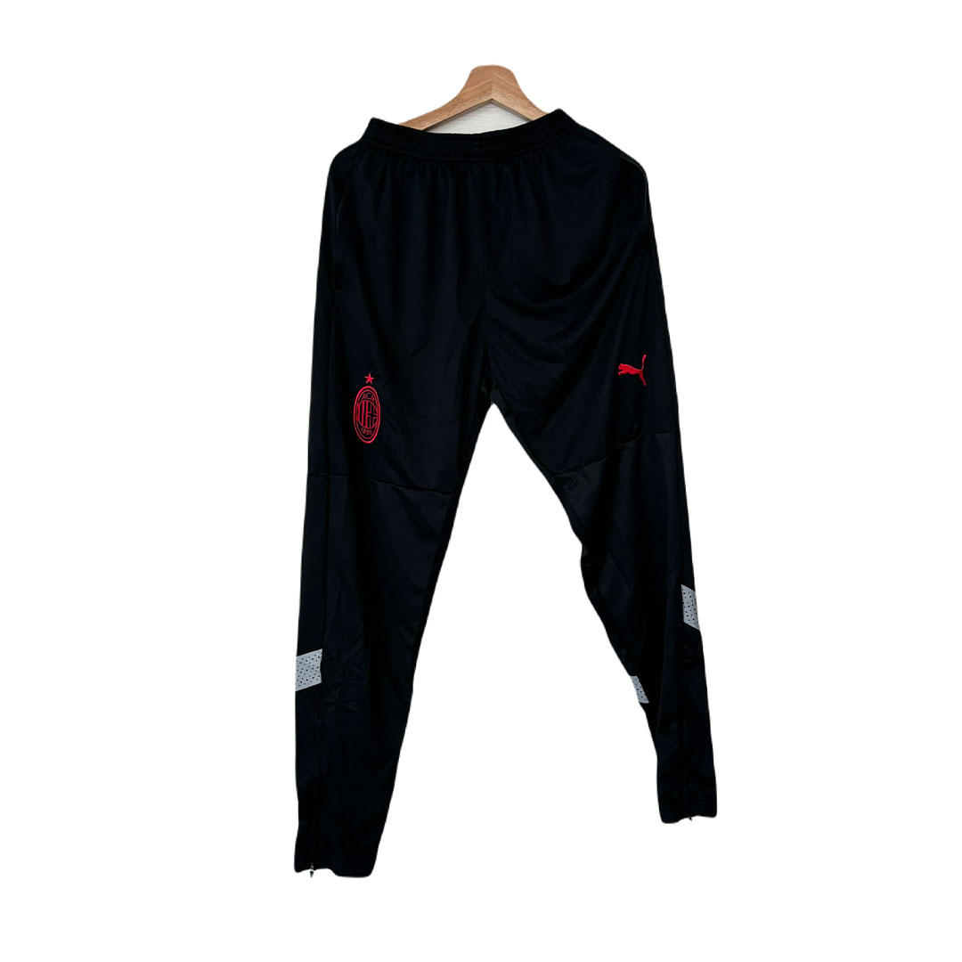 AC Milan Siyah Antrenman Takımı - OUTLET 3 AC Milan Siyah Antrenman Takımı - OUTLET - Görsel 3