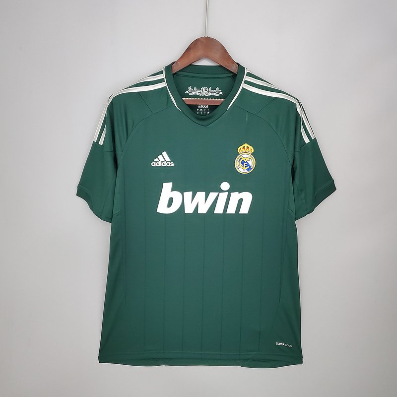 Real Madrid 12/13 Retro Forma 1 Real Madrid 12/13 Retro Forma