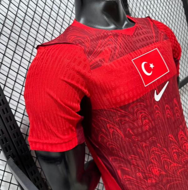 Türkiye 2026 Dünya Kupası İç Saha Profesyonel Maç Forması 7 Türkiye 2026 Dünya Kupası İç Saha Profesyonel Maç Forması