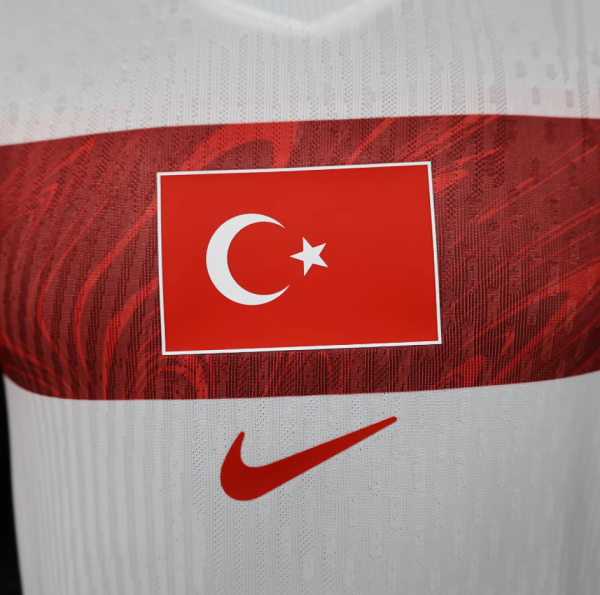Türkiye 2026 Dünya Kupası Deplasman Profesyonel Maç Forması