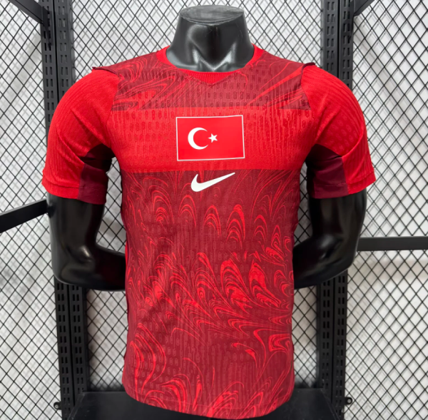 Türkiye 2026 Dünya Kupası İç Saha Profesyonel Maç Forması 3 Türkiye 2026 Dünya Kupası İç Saha Profesyonel Maç Forması