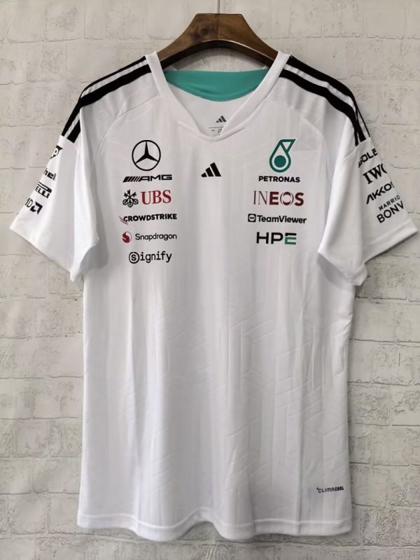 Mercedes AMG Petronas F1 Beyaz Forma 3 Mercedes AMG Petronas F1 Beyaz Forma