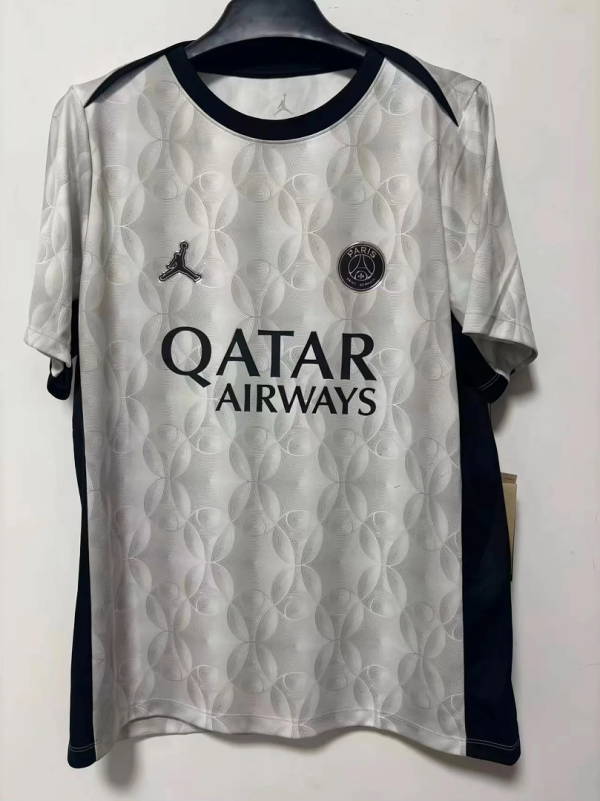 PSG 26/27 Night Glow Forma 4 PSG 26/27 Night Glow Forma