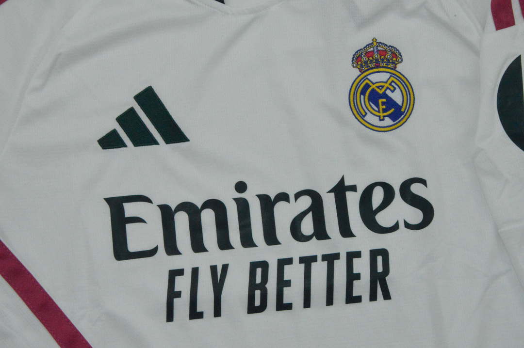 Real Madrid 26/27 İç Saha Uzun Kollu Forma 5 Real Madrid 26/27 İç Saha Uzun Kollu Forma - Görsel 5